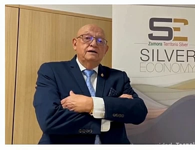 Emiliano Alonso defiende la aportación de los silver en la actividad social y económica.
